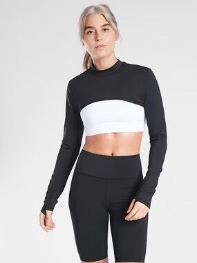Athleta Eclipse Shrug in Black size xs Pilates coverup